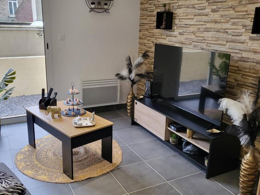 Chez Aline Apartman Calais Kültér fotó